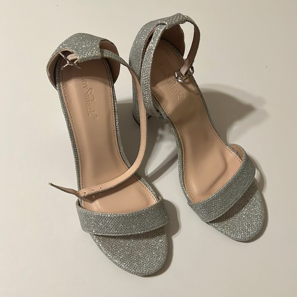 Womens heels worn once